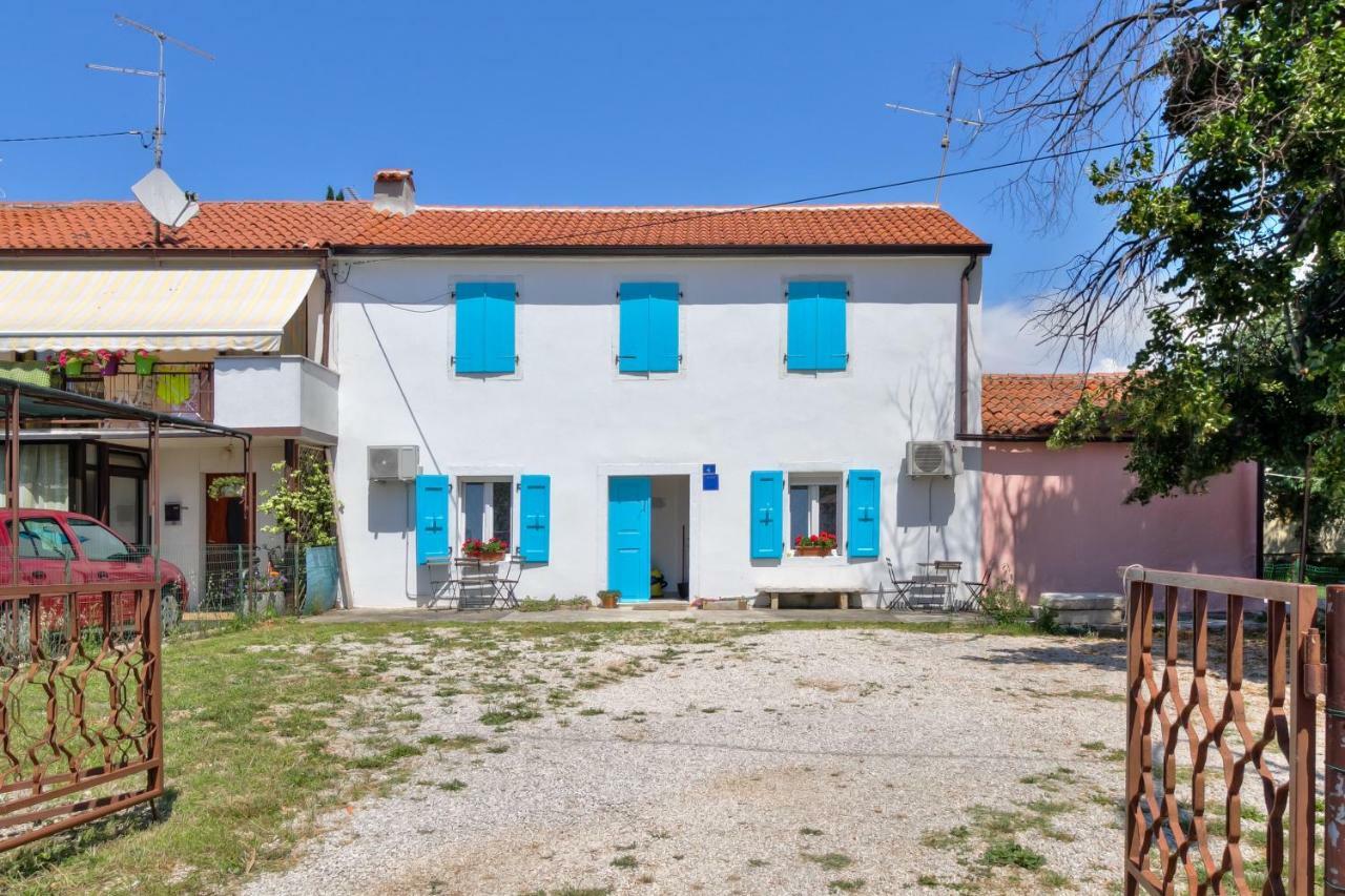 Apartmani Anna Umag Exterior photo